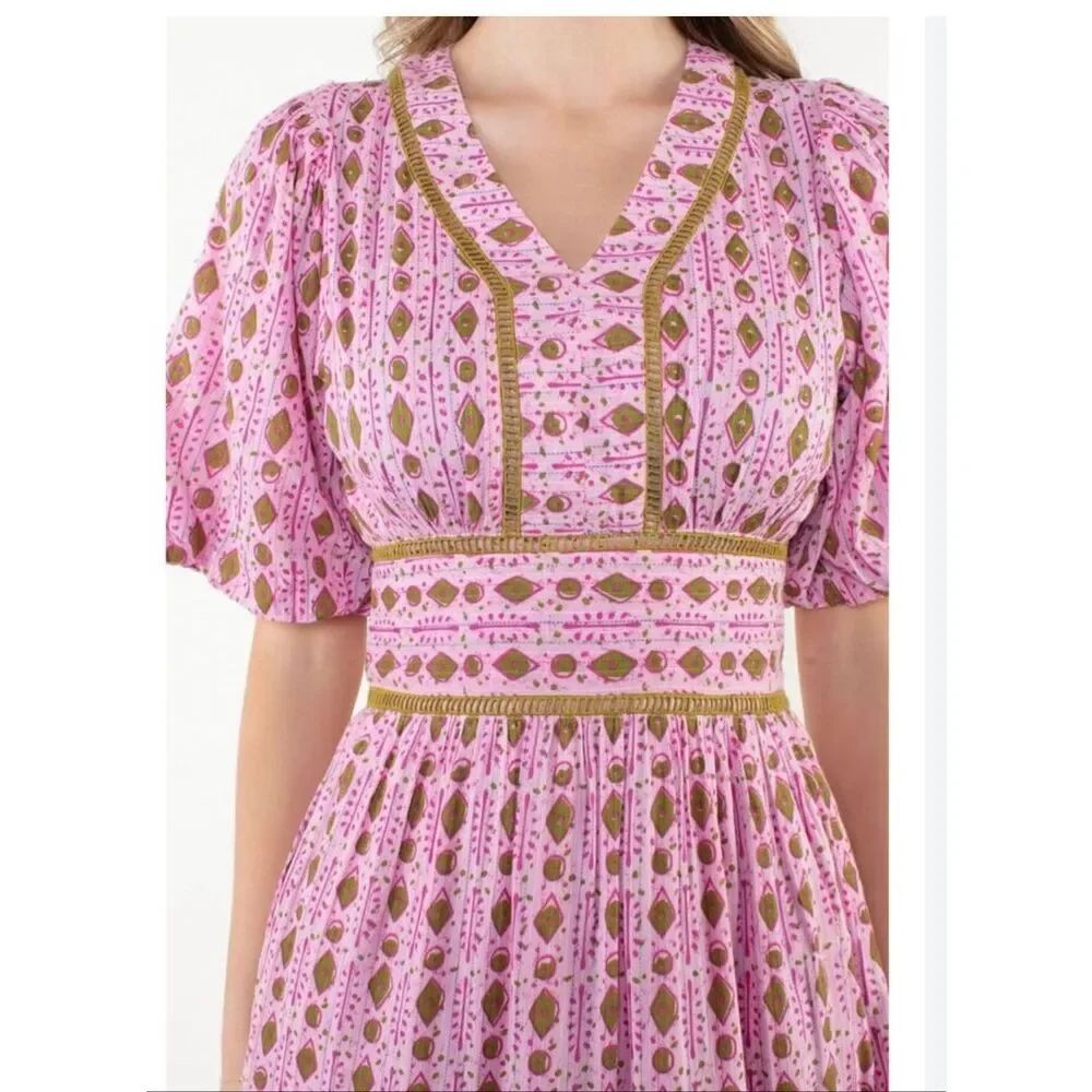 THML Mourine Tiered Dress Lg Pink Olive Green Geometrical